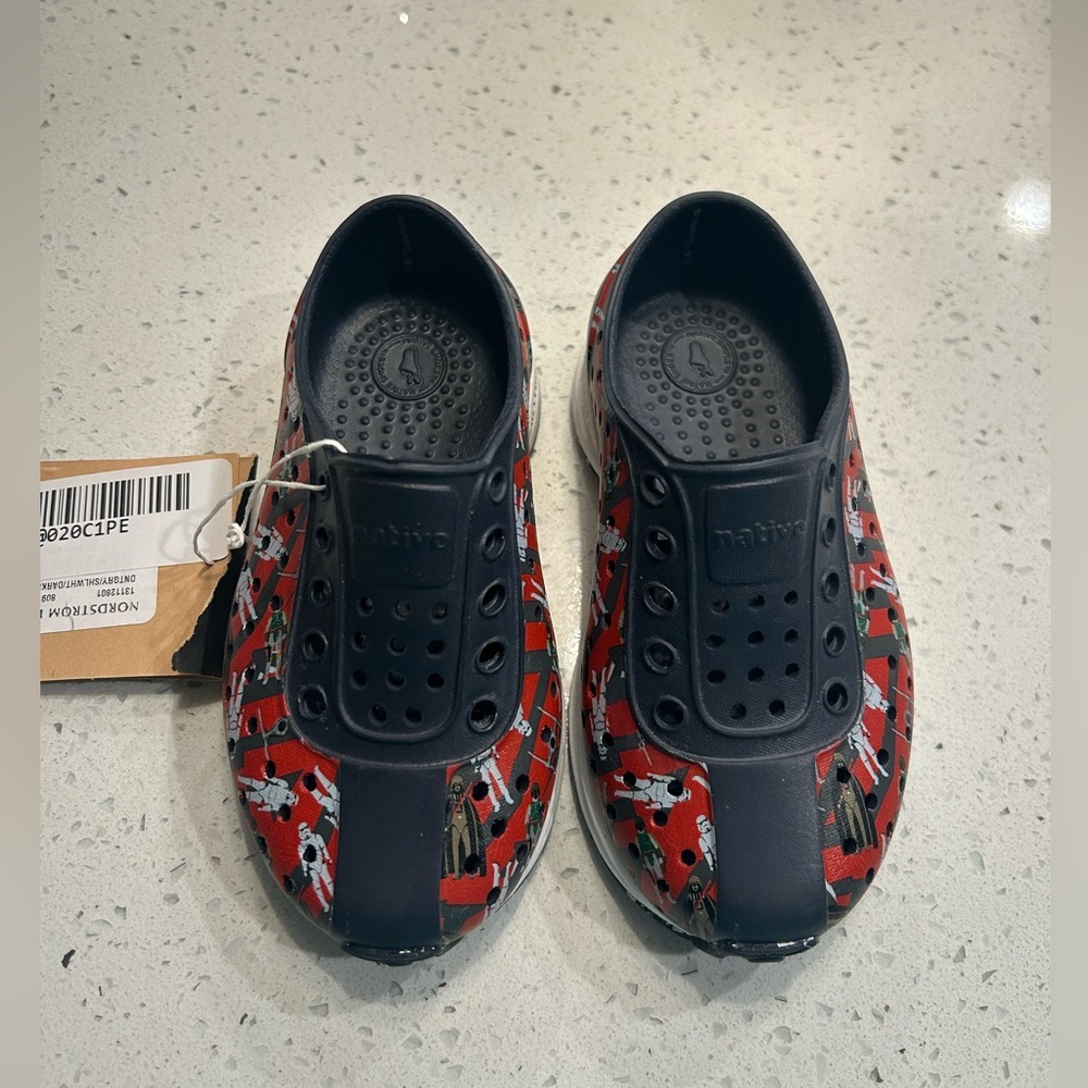 Native X Star Wars Robbie Sugarlite Print Sneaker Toddler 7 — image 2 of 8